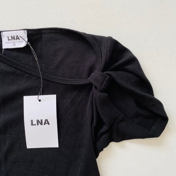 LNA Ribbed Twisted Sleeve Top Black - Picture 2 of 4